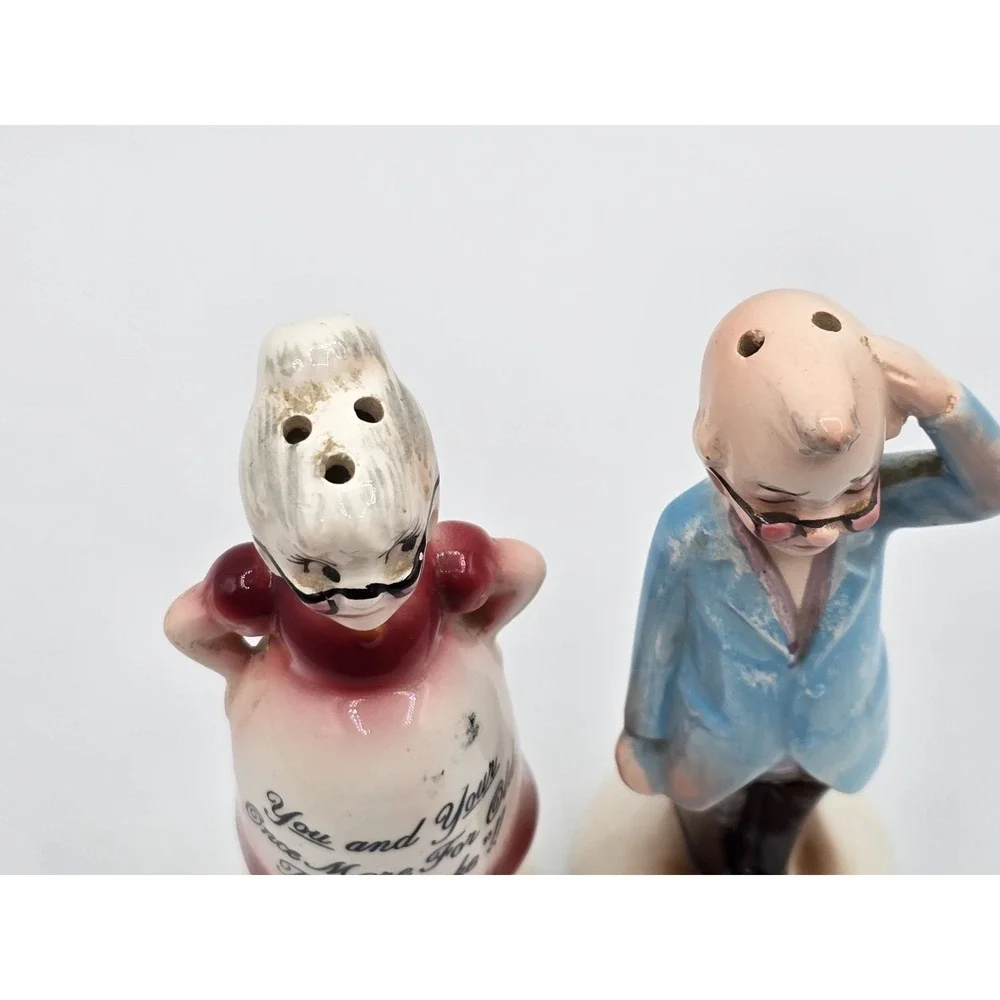 Vtg Enesco Salt & Pepper Shakers 